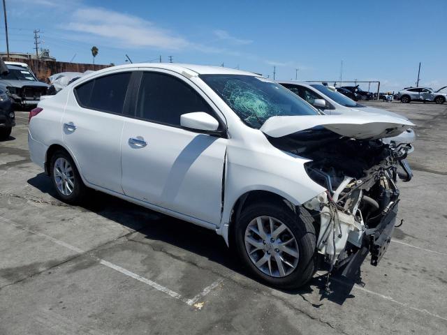  NISSAN VERSA 2017 White