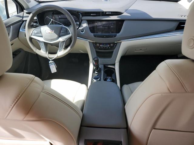 CADILLAC XT5 2021 Biały