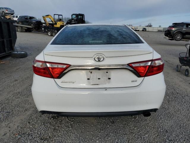 Sedans TOYOTA CAMRY 2016 White