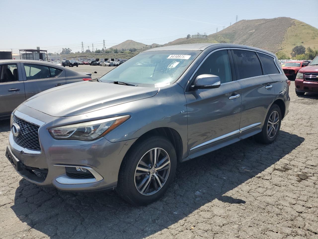 2016 Infiniti Qx60 за продажба в Colton, CA - Minor Dent/Scratches
