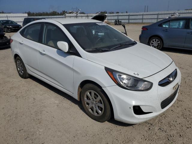 Седани HYUNDAI ACCENT 2013 Білий