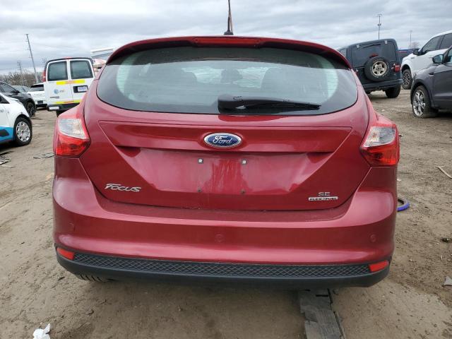  FORD FOCUS 2014 Красный