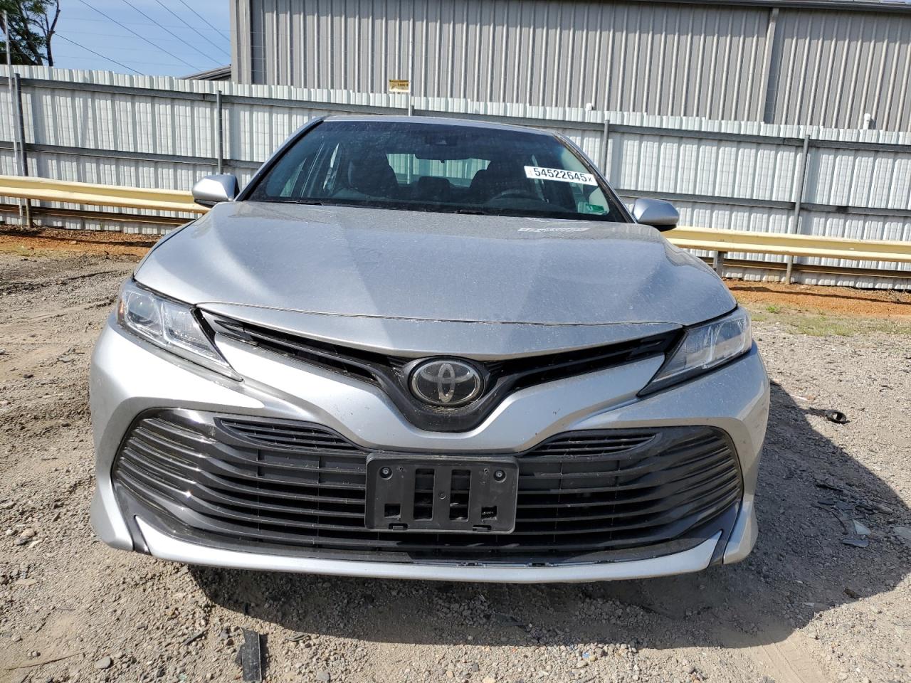 4T1B11HK1JU076351 TOYOTA CAMRY 2018