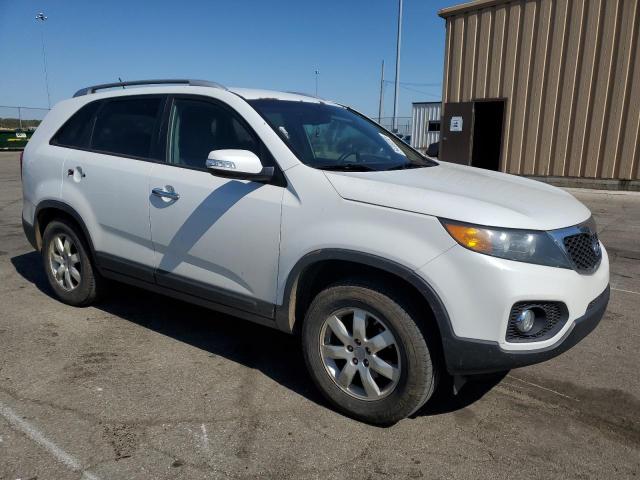  KIA SORENTO 2013 Белый