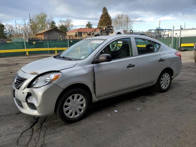  NISSAN VERSA 2014 Сріблястий