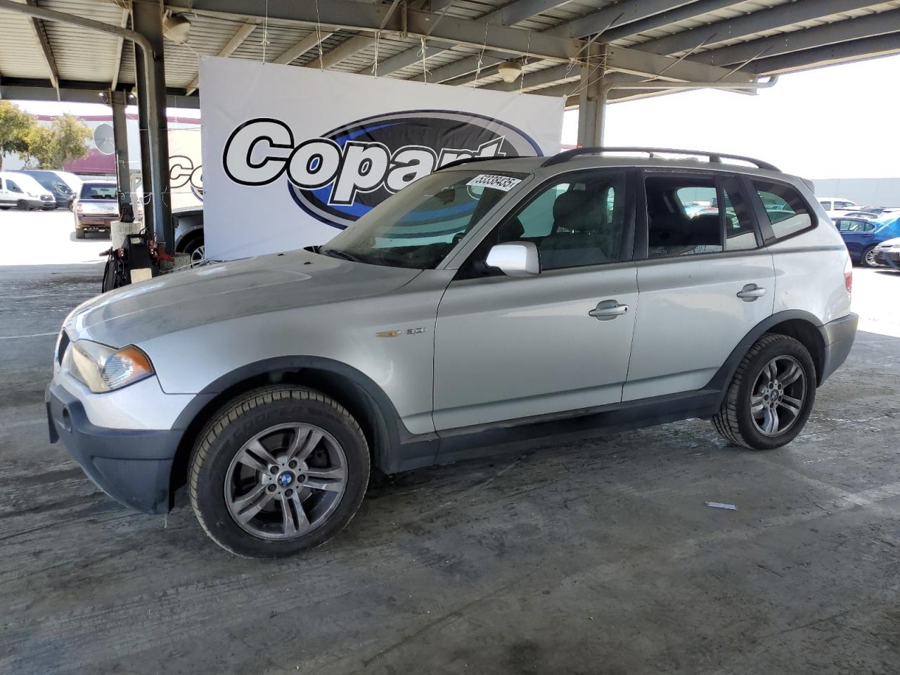 2005 Bmw X3 3.0I للبيع في Hayward، CA - Minor Dent/Scratches