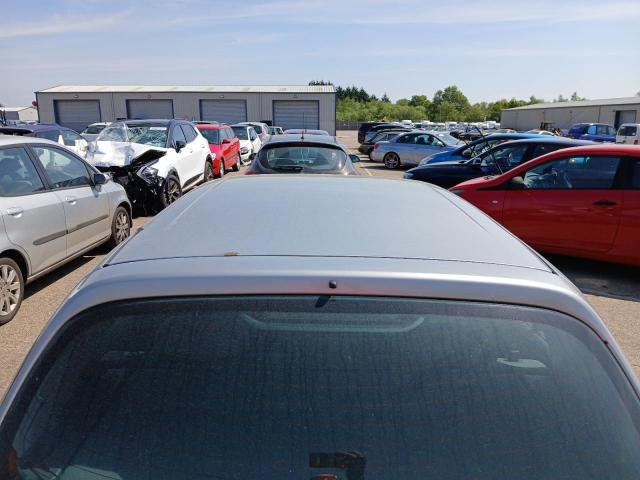 2004 NISSAN ALMERA SE