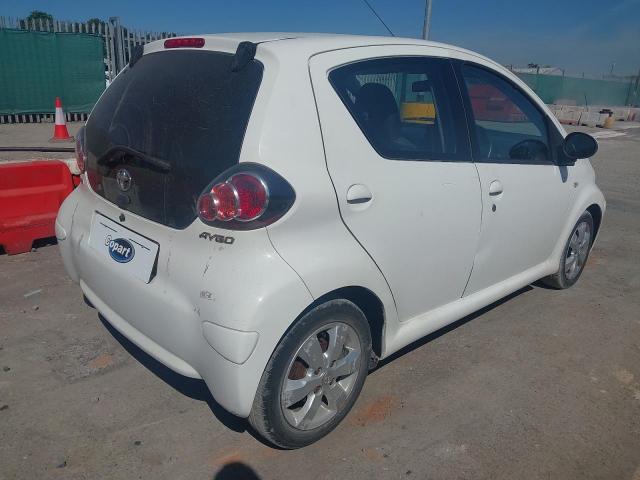 2011 TOYOTA AYGO GO VV