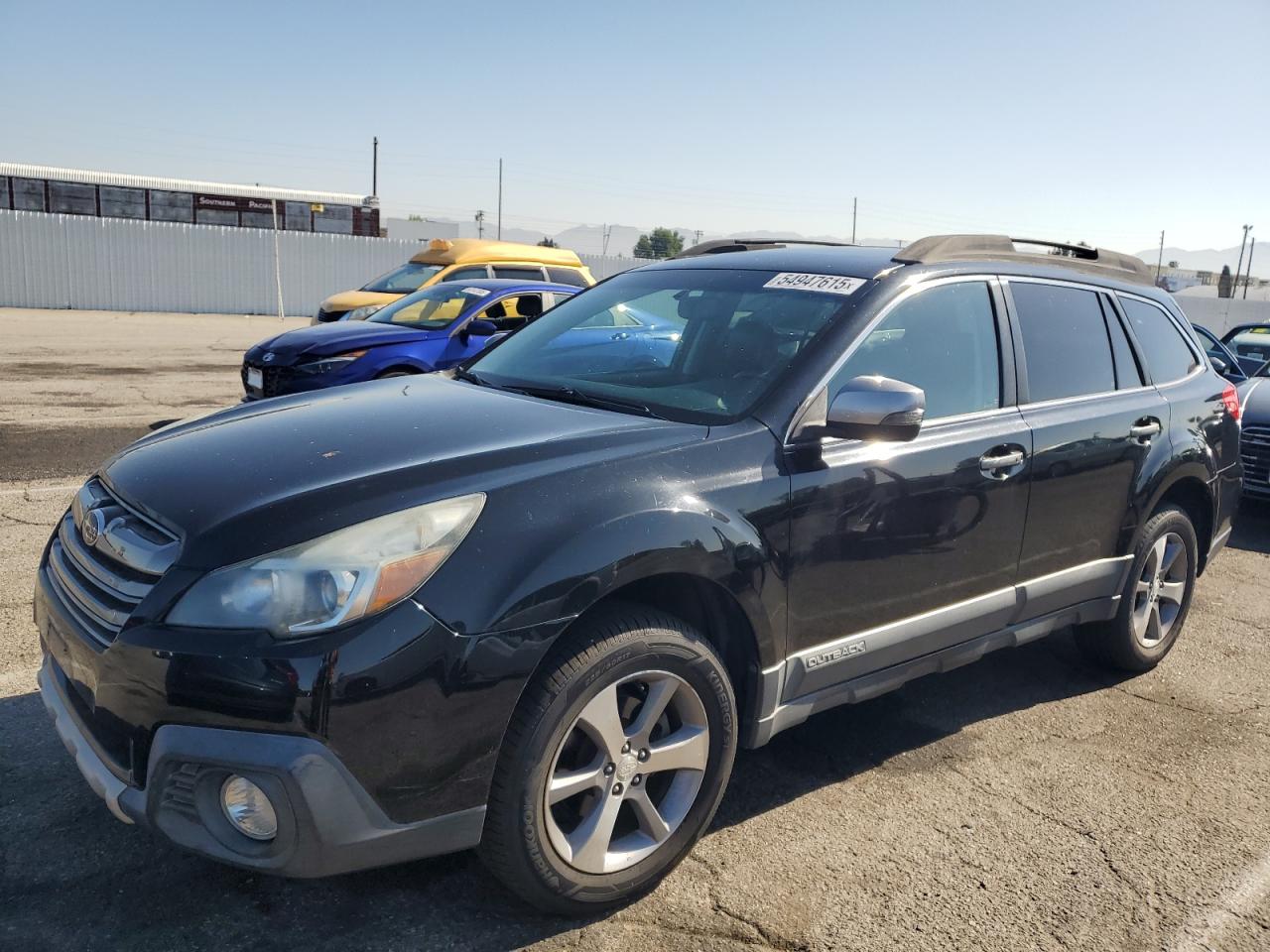 2013 Subaru Outback 2.5I Limited for Sale in Van Nuys, CA - Minor Dent/Scratches