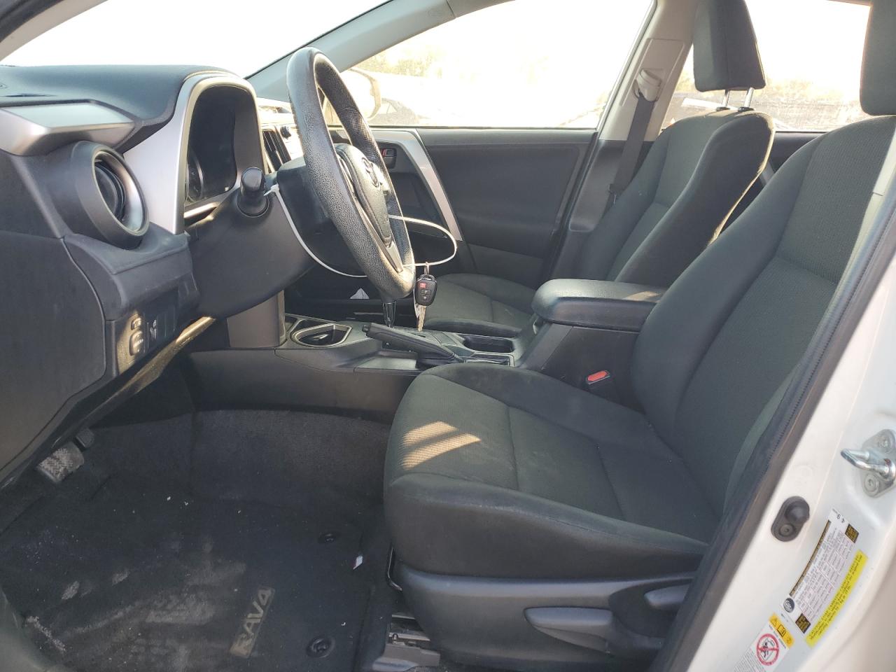JTMZFREV3GJ080803 TOYOTA RAV4 2016