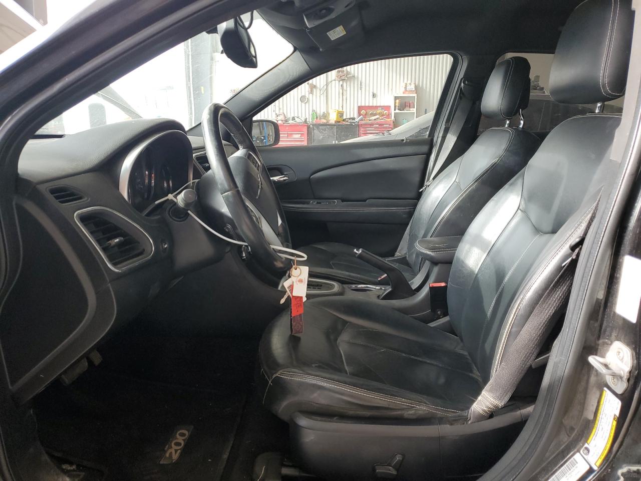 2011 Chrysler 200 Limited VIN: 1C3BC2FG5BN517806 Lot: 52297415