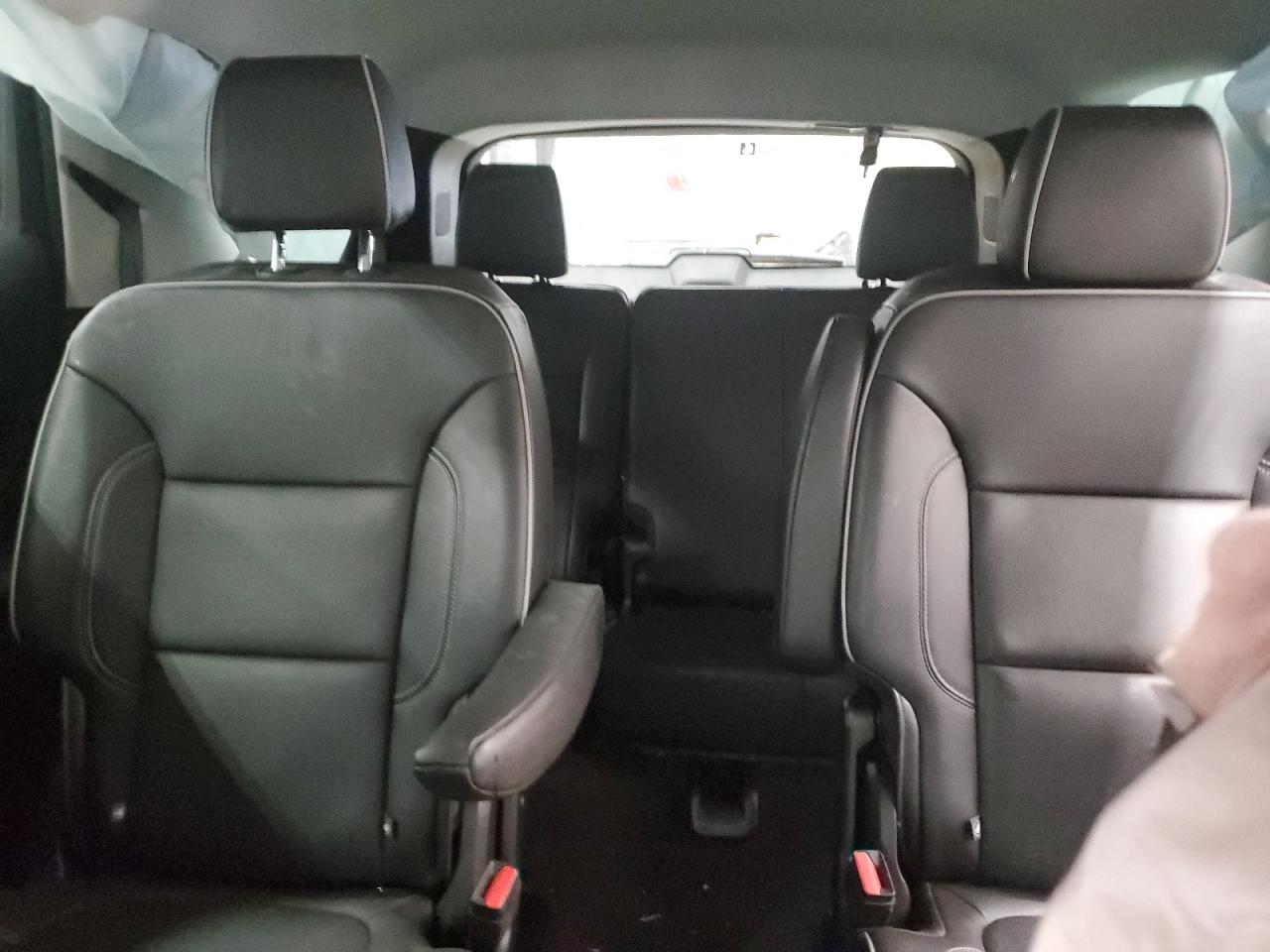 1GNEVNKW7LJ244126 CHEVROLET TRAVERSE 2020