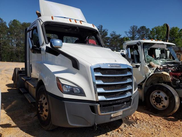 2020 Freightliner Cascadia 116 Semi Truck