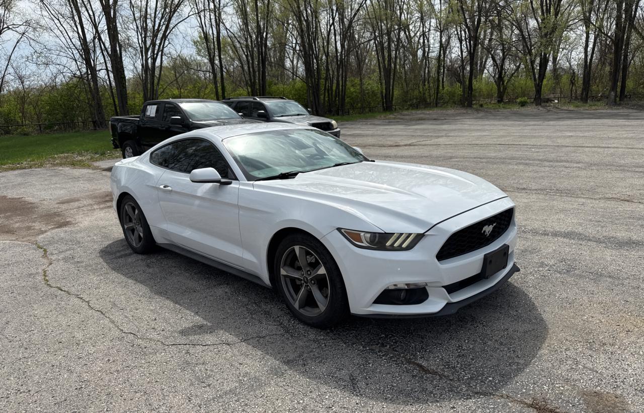 2016 Ford Mustang იყიდება Kansas City-ში, KS - Normal Wear