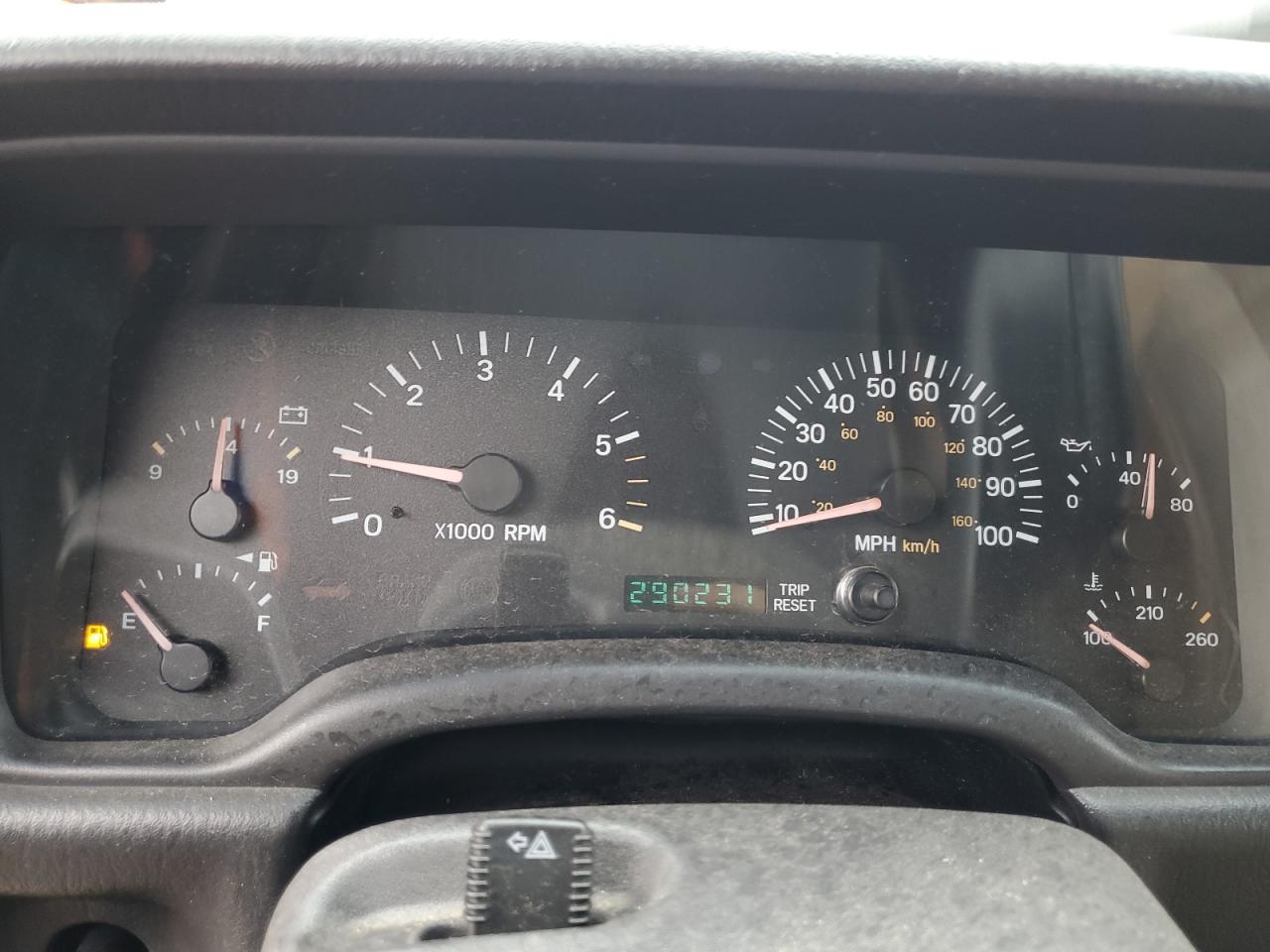 2000 Jeep Cherokee Sport VIN: 1J4FF48S3YL149593 Lot: 52489045
