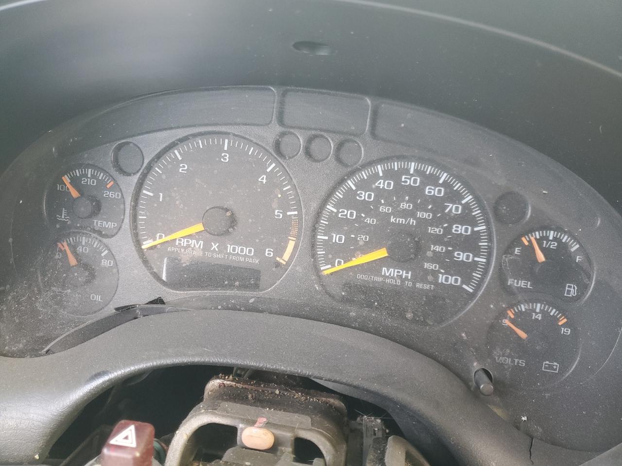 2000 Chevrolet Blazer VIN: 1GNCS18W6YK108426 Lot: 54915225