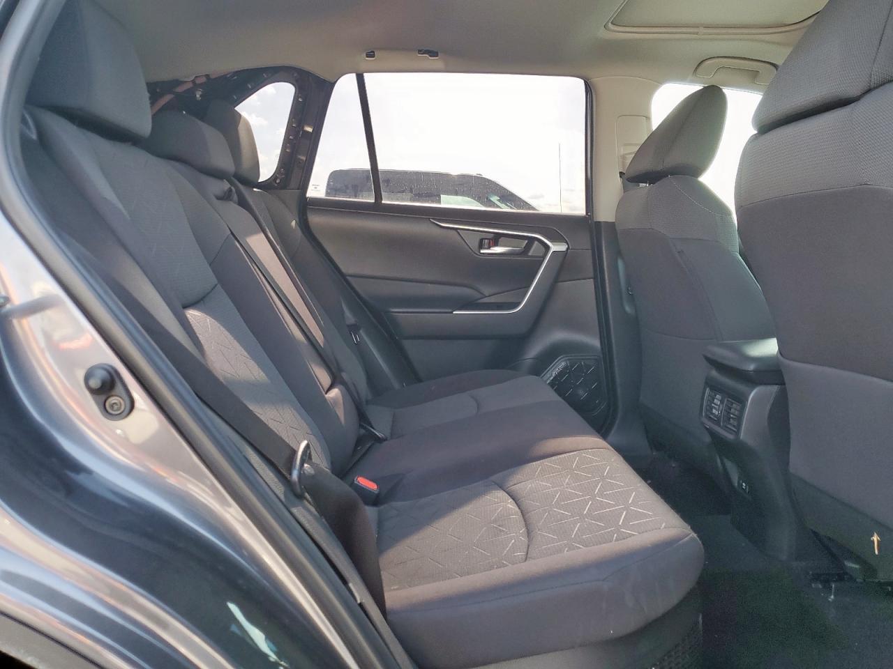 2021 Toyota Rav4 Xle VIN: 4T3RWRFV0MU020683 Lot: 53567475