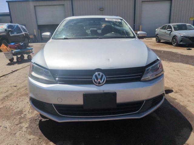  VOLKSWAGEN JETTA 2013 Srebrny