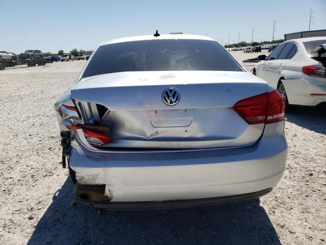  VOLKSWAGEN PASSAT 2012 Сріблястий