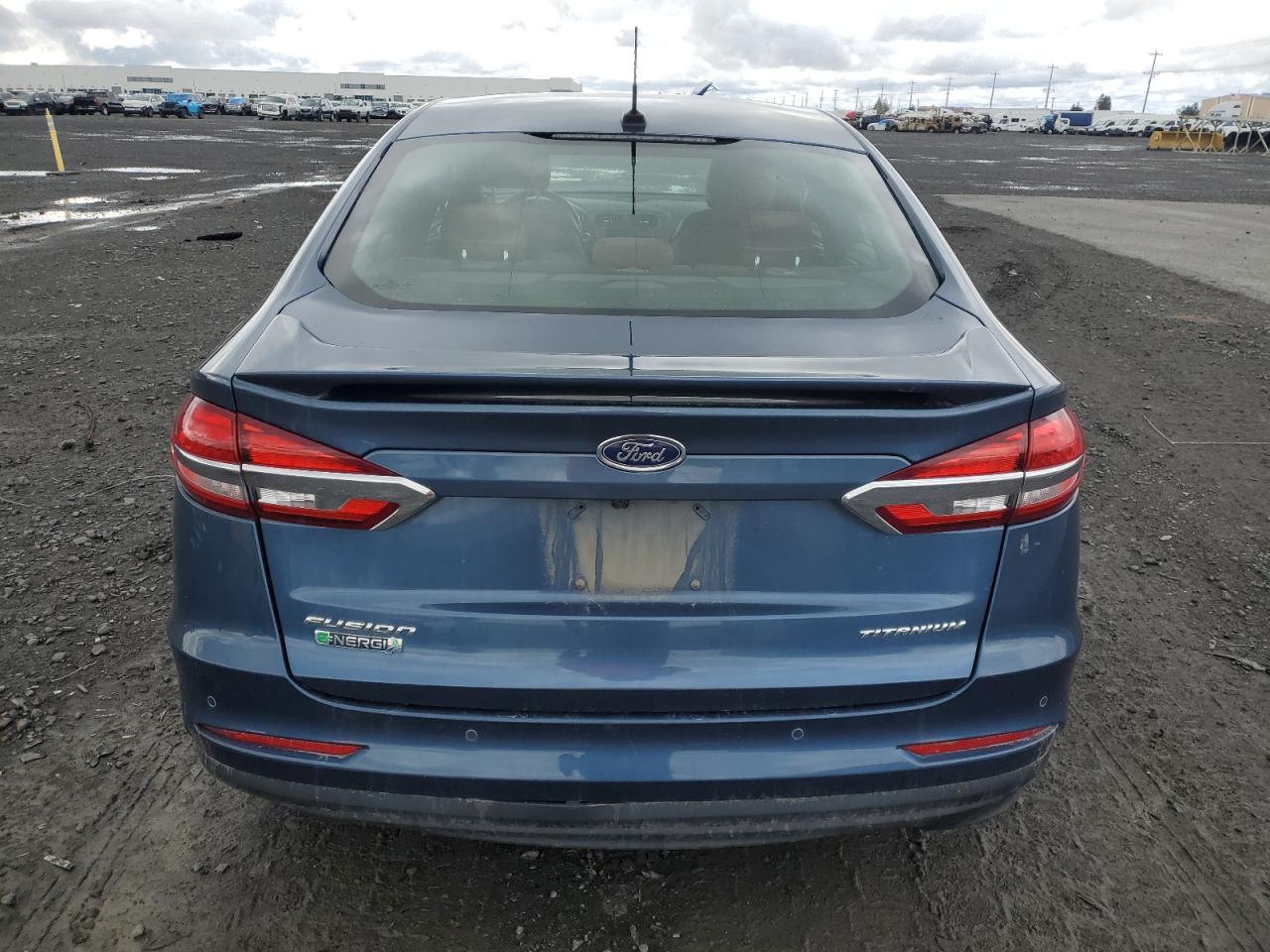 3FA6P0SU9KR190119 FORD FUSION 2019