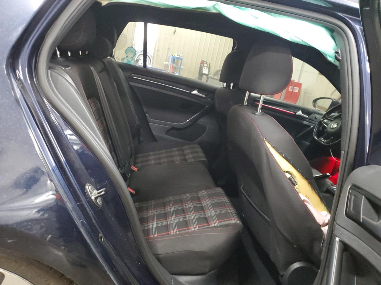 2015 Volkswagen Gti VIN: 3VW4T7AUXFM092272 Lot: 53812525