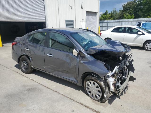  NISSAN VERSA 2018 Серый