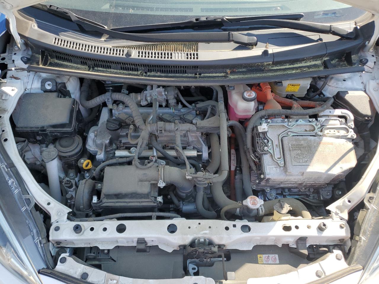 JTDKDTB31J1615657 TOYOTA PRIUS 2018
