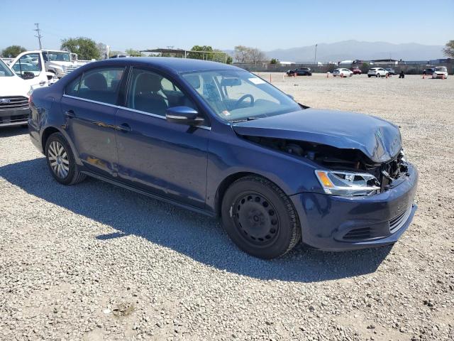  VOLKSWAGEN JETTA 2013 Синий