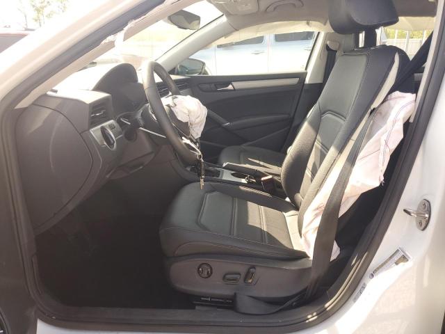  VOLKSWAGEN PASSAT 2022 Белый