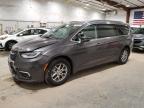 2021 Chrysler Pacifica Touring იყიდება Milwaukee-ში, WI - Front End
