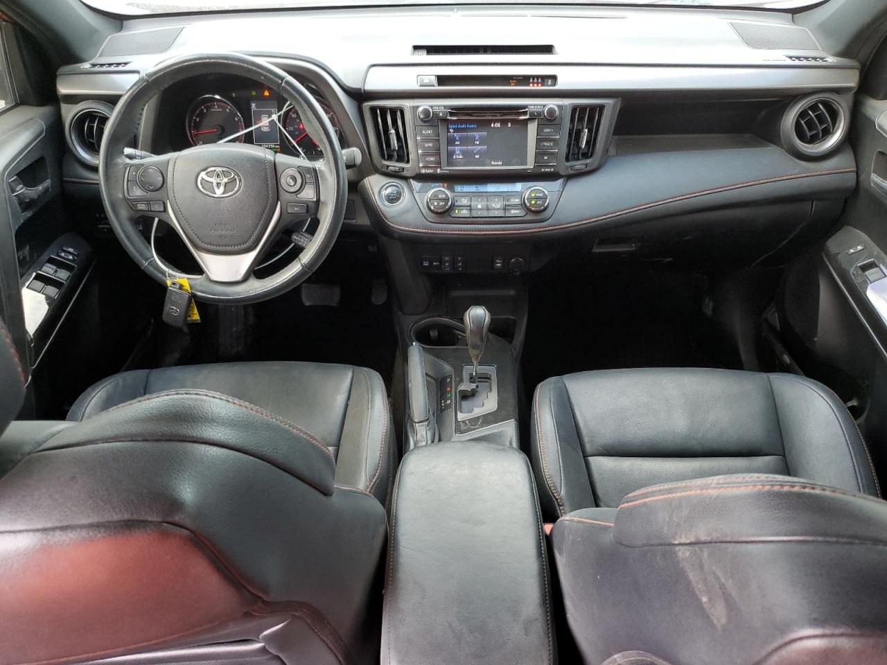 2T3JFREV7HW662841 2017 Toyota Rav4 Se