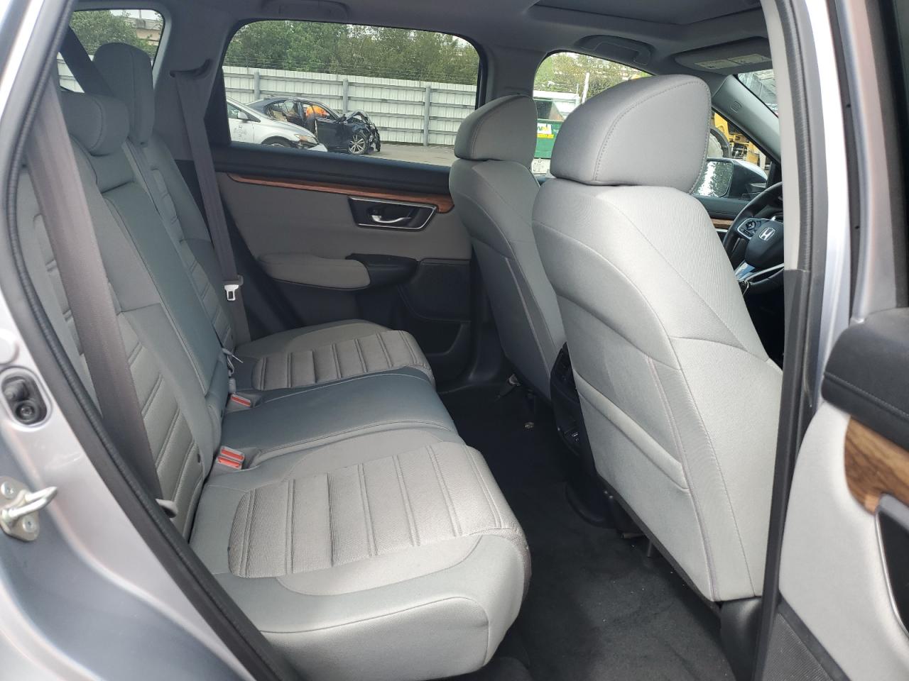 VIN: 7FARW2H54KE046148 2019 HONDA CRV
