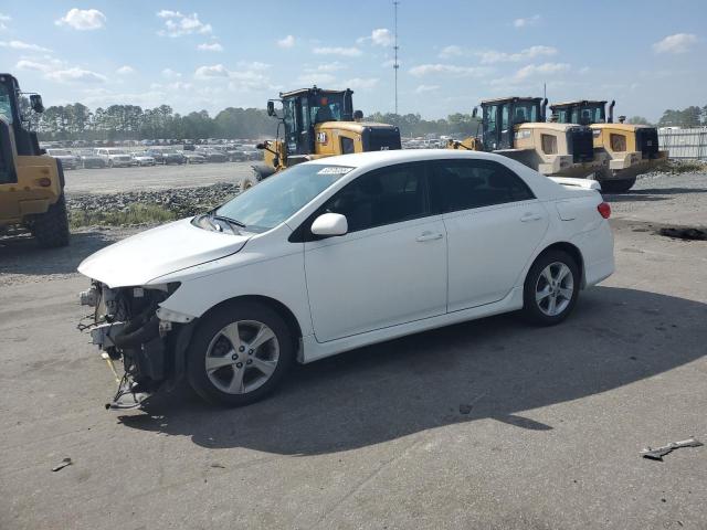 Sedans TOYOTA COROLLA 2013 White
