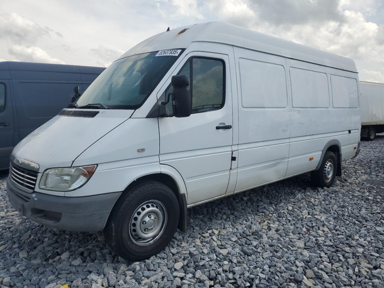 2005 Freightliner Sprinter 2500 for Sale in Cartersville, GA - Normal Wear