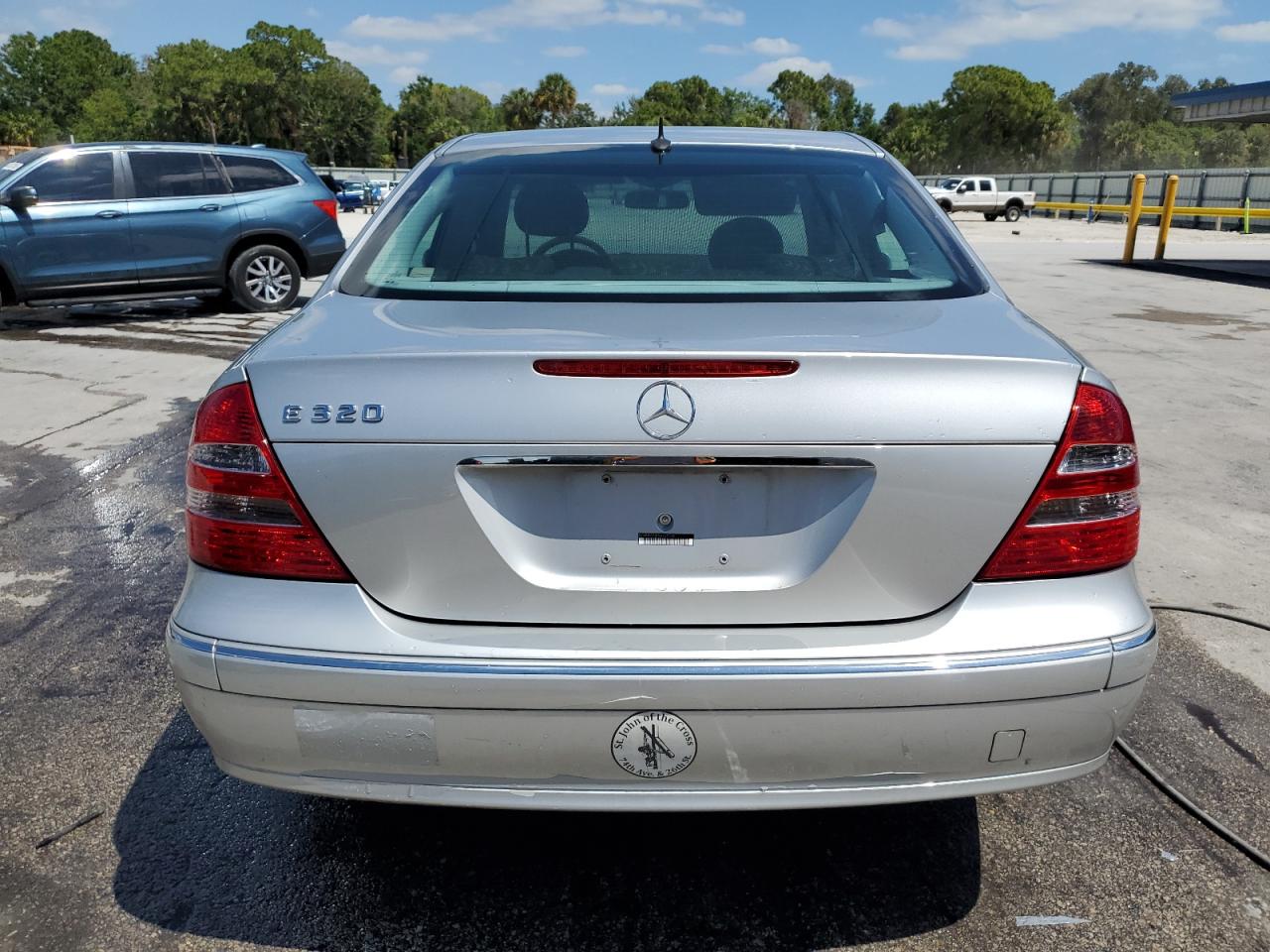 2005 Mercedes-Benz E 320 VIN: WDBUF65J65A725526 Lot: 53283235