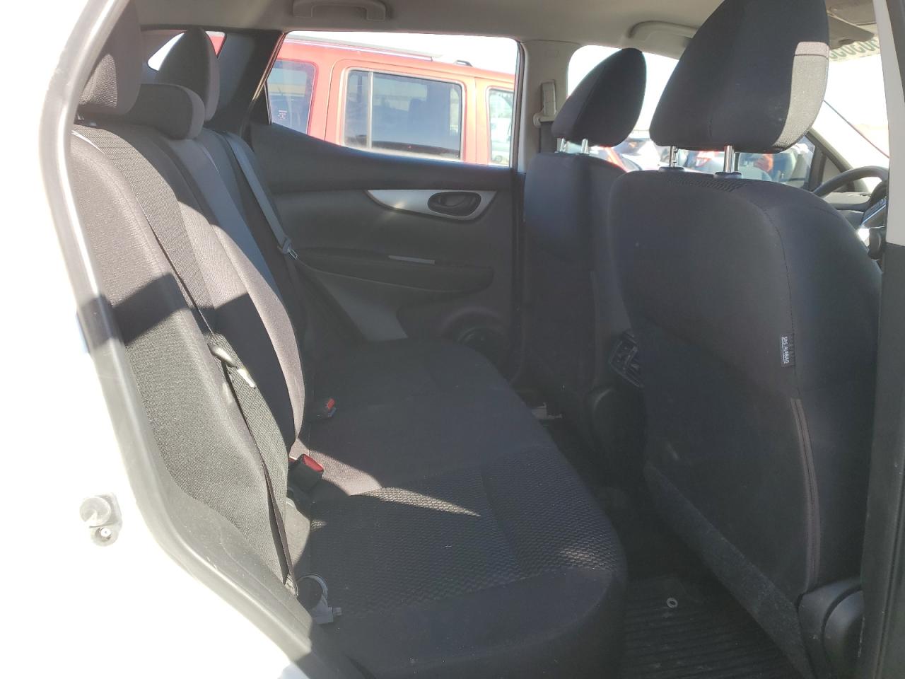 JN1BJ1CR1HW123159 NISSAN ROGUE 2017