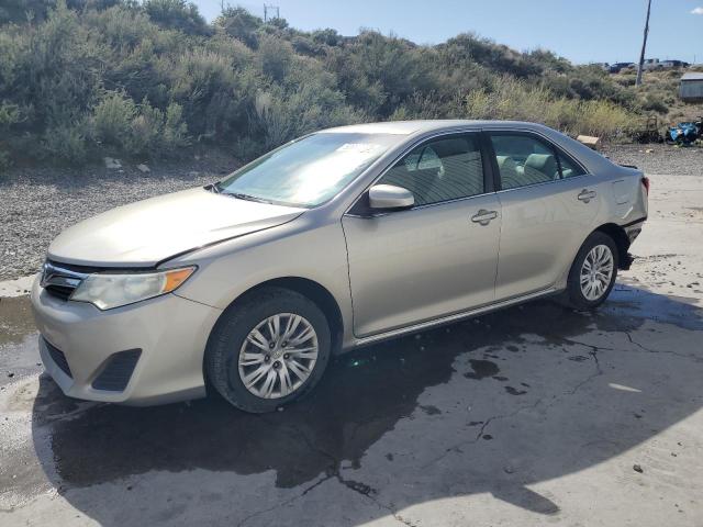  TOYOTA CAMRY 2014 Gold
