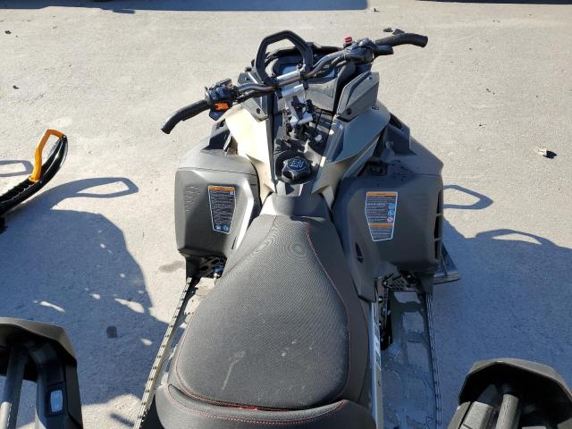 2022 SKIDOO EXPEDITION