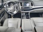2018 Toyota Highlander Se for Sale in Kansas City, KS - Front End