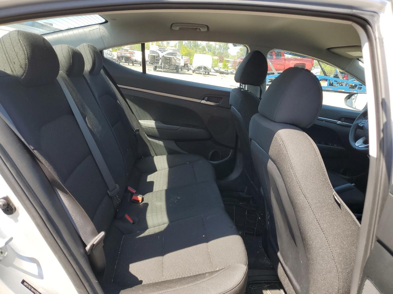 2019 Hyundai Elantra Se VIN: 5NPD74LF4KH442001 Lot: 54214575