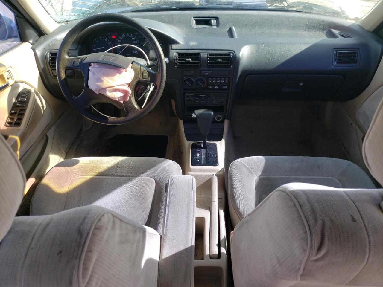 1992 Honda Accord Lx VIN: 1HGCB7650NA065422 Lot: 54217385