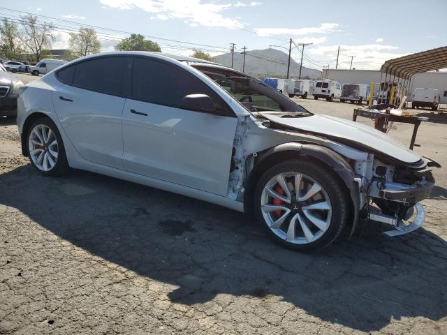  TESLA MODEL 3 2022 Белый
