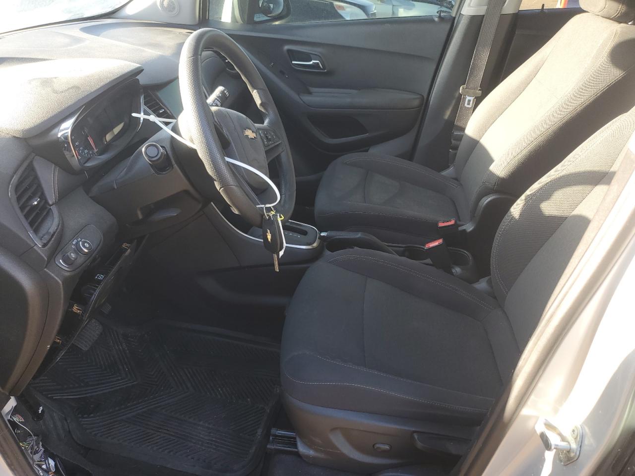 3gncjnsb8ll333986 3GNCJNSB8LL333986 2020 Chevrolet Trax Ls