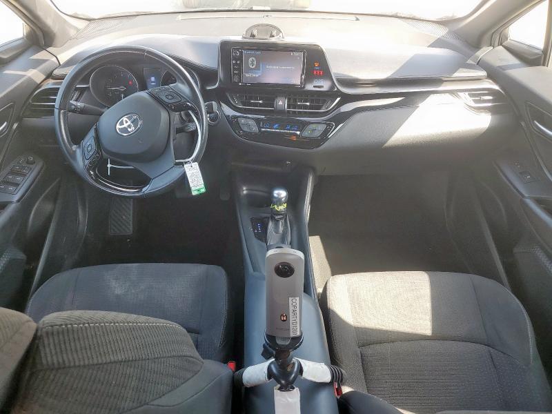 TOYOTA C-HR 2018 Сріблястий