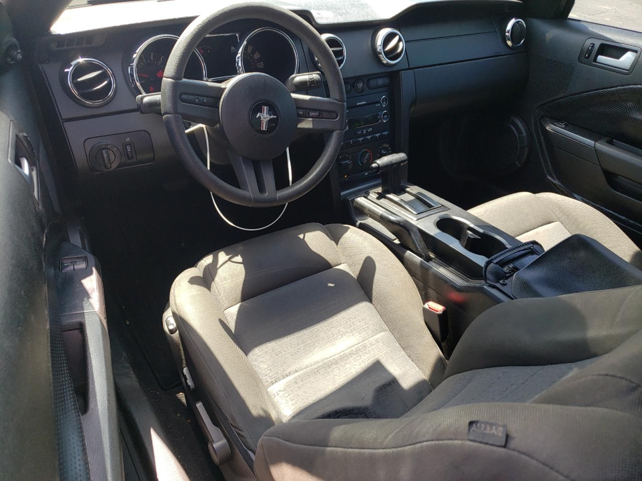 2008 Ford Mustang VIN: 1ZVHT80N785140241 Lot: 50892935