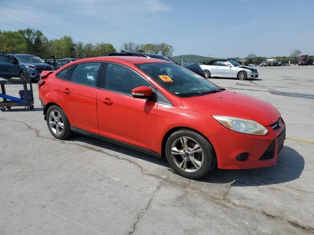 Седани FORD FOCUS 2014 Червоний
