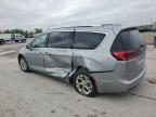 2021 Chrysler Pacifica Hybrid Limited للبيع في Kansas City، KS - Side