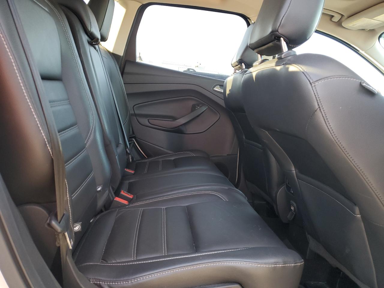 1FMCU9HDXJUA88106 FORD ESCAPE 2018