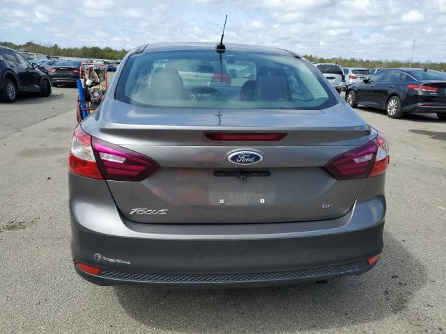 Sedans FORD FOCUS 2014 Szary