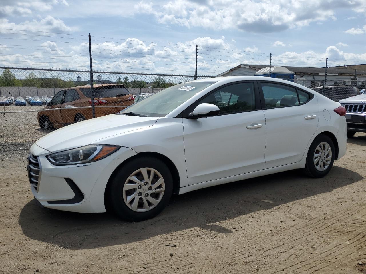 2017 Hyundai Elantra Se for Sale in Cedar Rapids, IA - Side